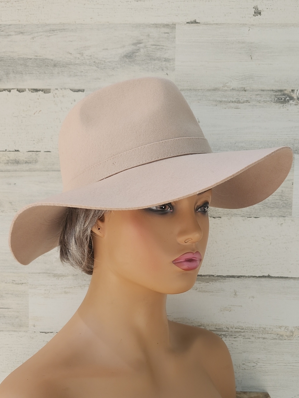 NWT RUGGINE BOHO PANAMA WOOL FELT HAT